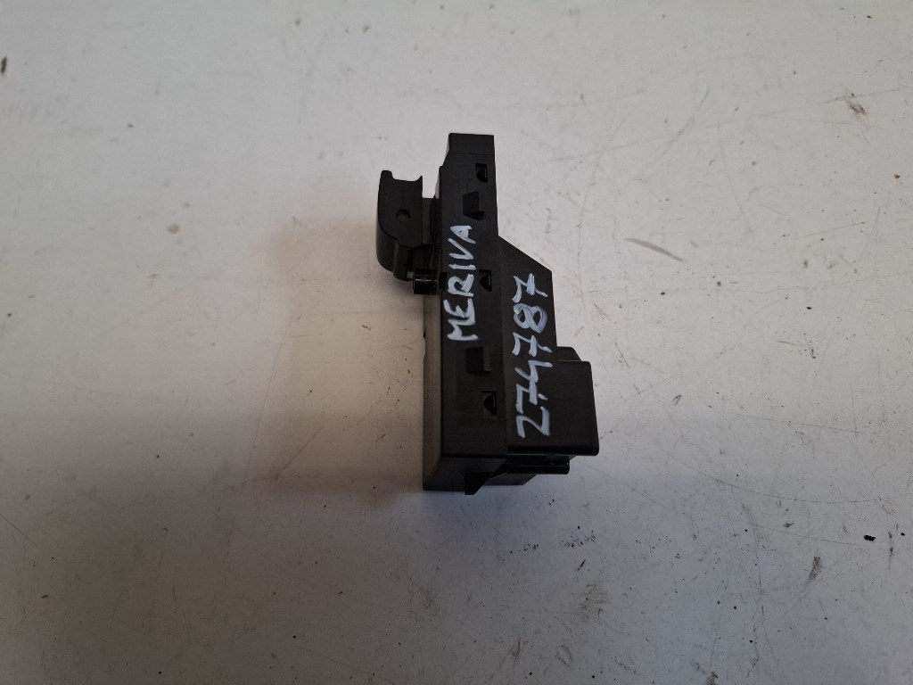 Opel Meriva jobb elsõ ablakemelõ kapcsoló 13301886 2. kép