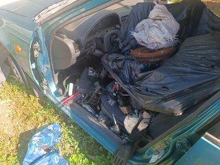 SUZUKI SWIFT II Ferdehátú (EA, MA) Bal A Oszlop Burkolat