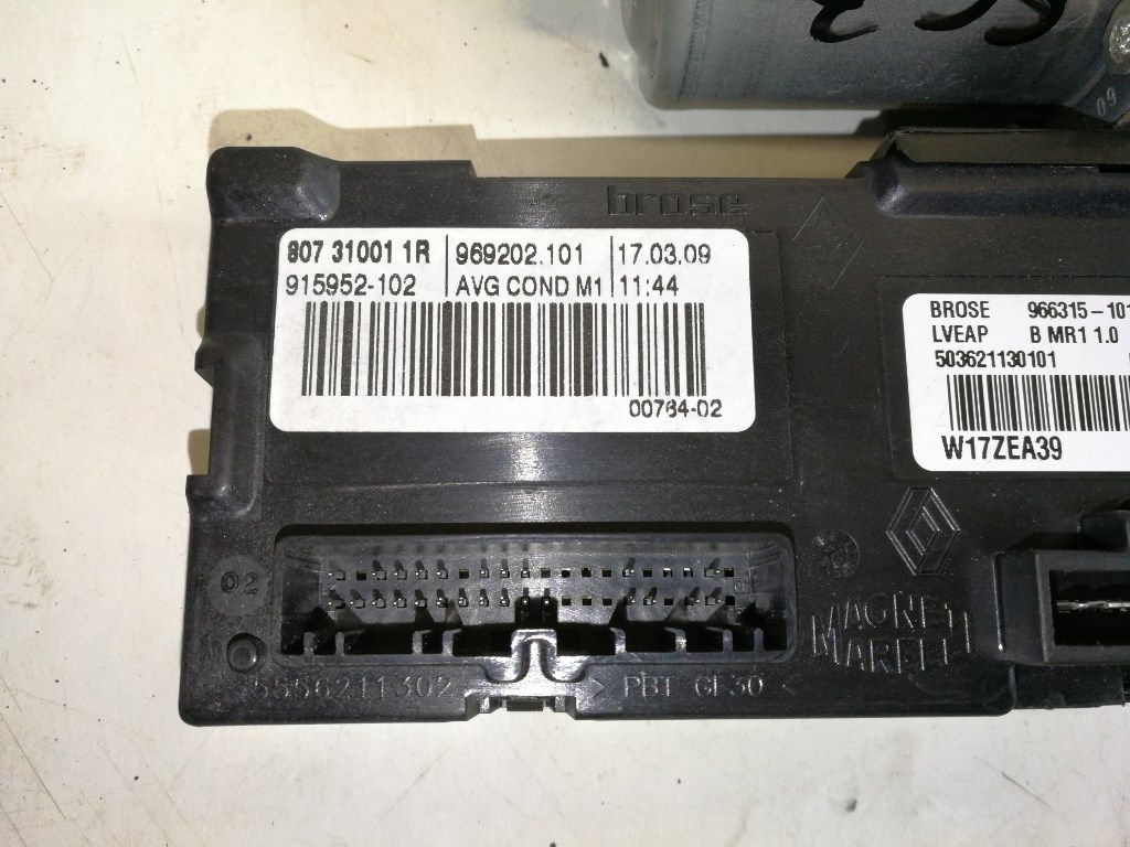 Renault Scenic bal elsõ ablakemelõ motor 807310011R 4. kép