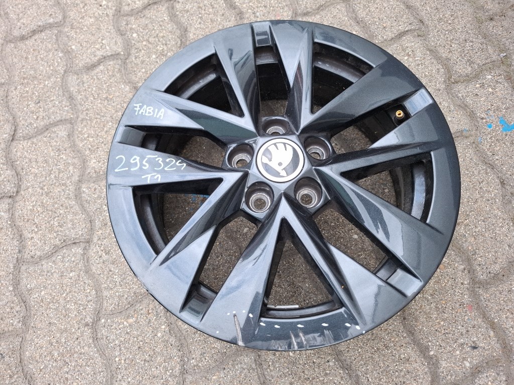 Skoda Fabia  Alufelni garnitúra 6VA601025 5. kép