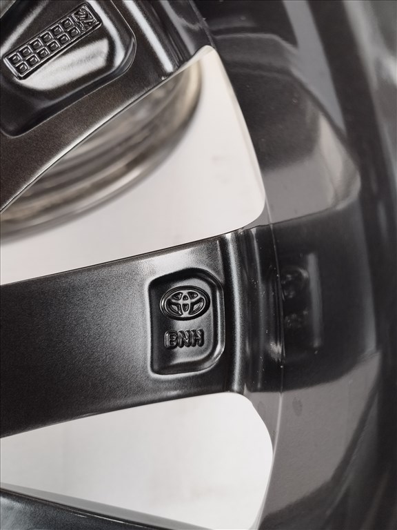  5x100 16" új Toyota Yaris alufelnik 2024-es modell 5. kép
