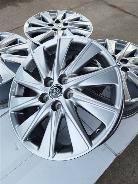  5x100 16" új Toyota Yaris alufelnik 2024-es modell 1. kép