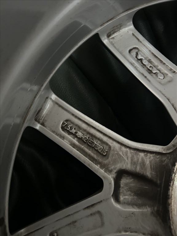  5x108 GYARI VOLVO 18”újszerű R18, 18 4. kép