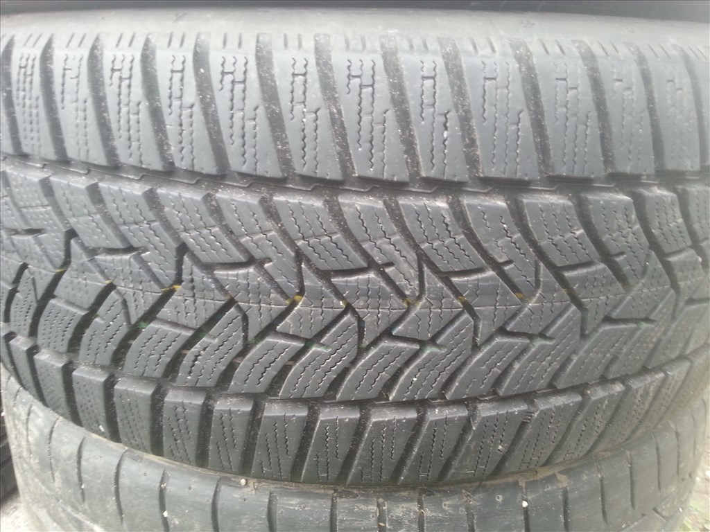 Dunlop winter sport5 225/45R17 téli gumi 7 mm 2. kép