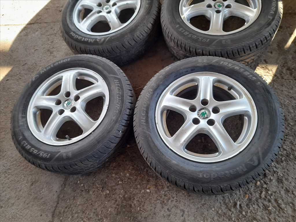  5x100 lyukosztású 6JJ 15" használt (gyári felni) alufelni 2. kép