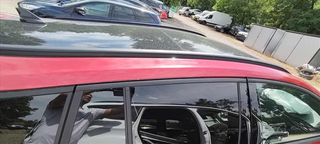 Ford Focus mk4 kombi tetőléc párban  2. kép