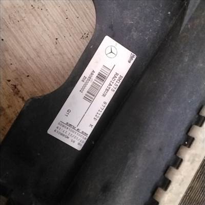 MERCEDES SPRINTER 2006.06-2013.09 Vízhűtő, radiátor