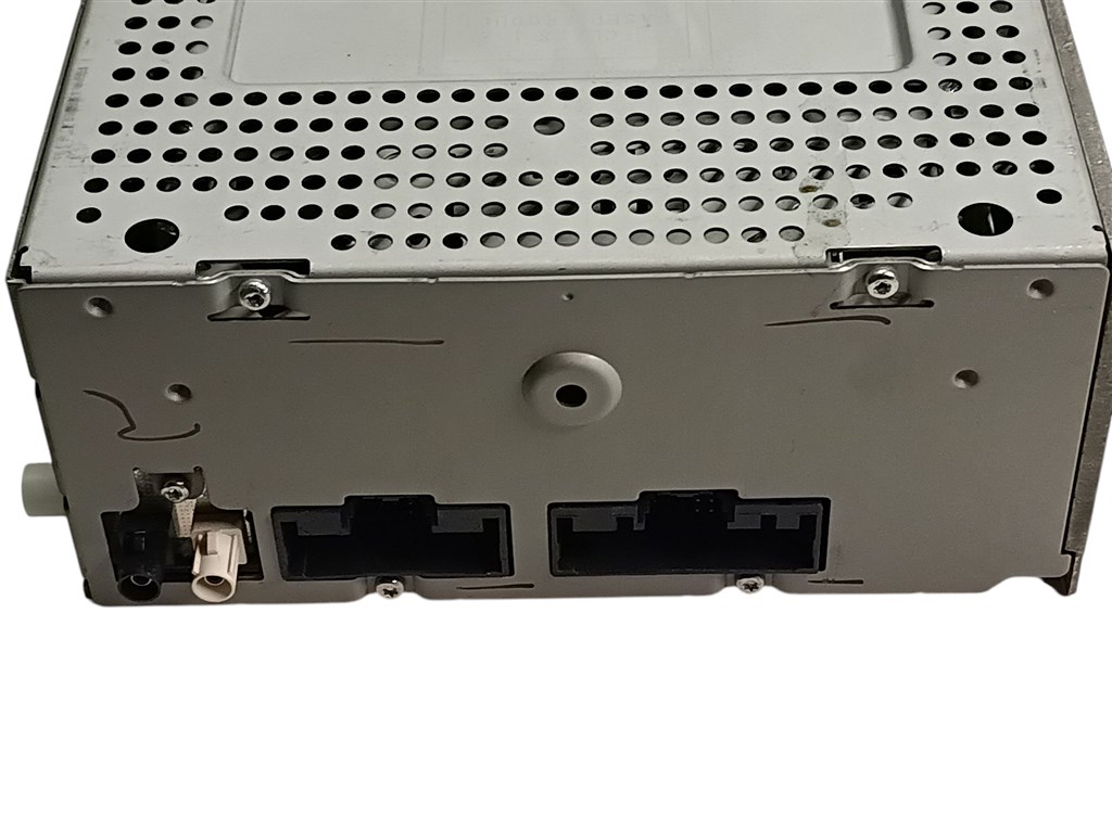 F1BT-18C815-GE rádió – Ford Focus Mk3 cd fejegység  2. kép