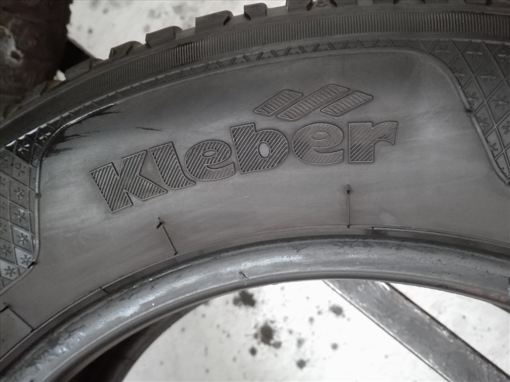 195/65R15 Kleber téli gumi garnitúra 195/65 R15 5. kép