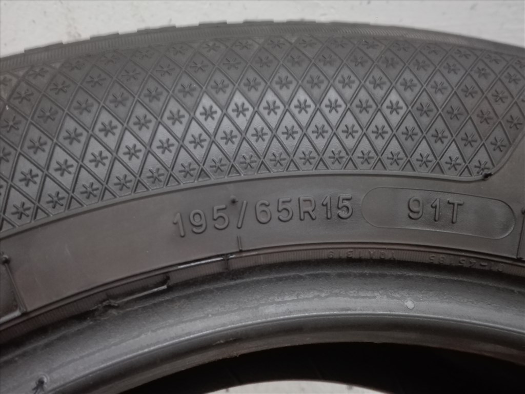 195/65R15 Kleber téli gumi garnitúra 195/65 R15 6. kép