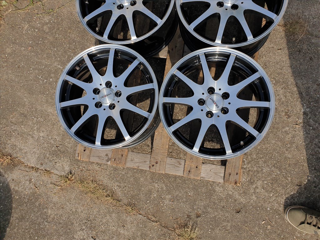 16" 5x100 Dezent 2. kép