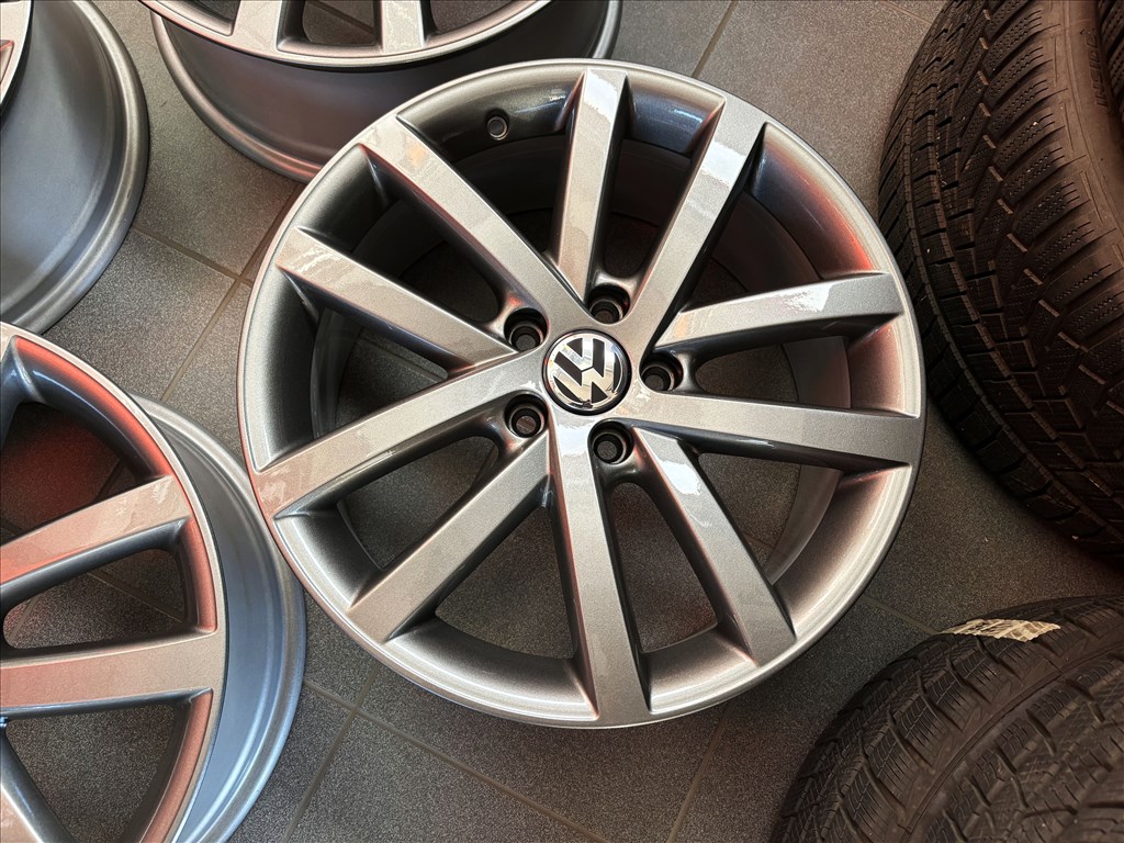 VW Golf 18" 5x112 gyári alufelni eladó 18 coll V VI VII VIII 5 6 7 8 3. kép