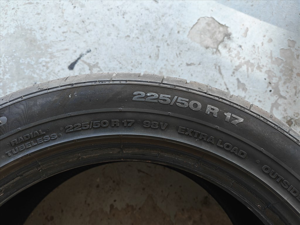  225/5017" újszerű Continental nyári gumi gumi 6. kép