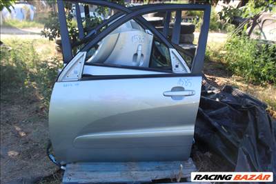 Toyota RAV4 II.  bal első ajtó kompletten (1585.)