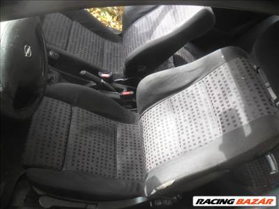 Opel Astra G ülésgarnitúra / állítható comb és deréktámaszos