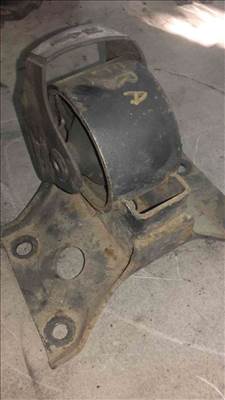 Nissan Almera N16 Jobb Motortartó Bak