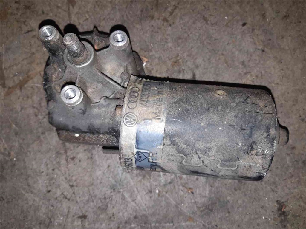 Volkswagen Transporter T4 91-03 Elsõ Ablaktörlõ Motor 701955113 2. kép