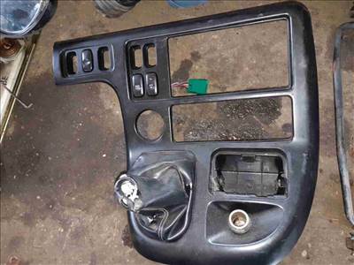 Kia Carnival II Középkonzol Keret