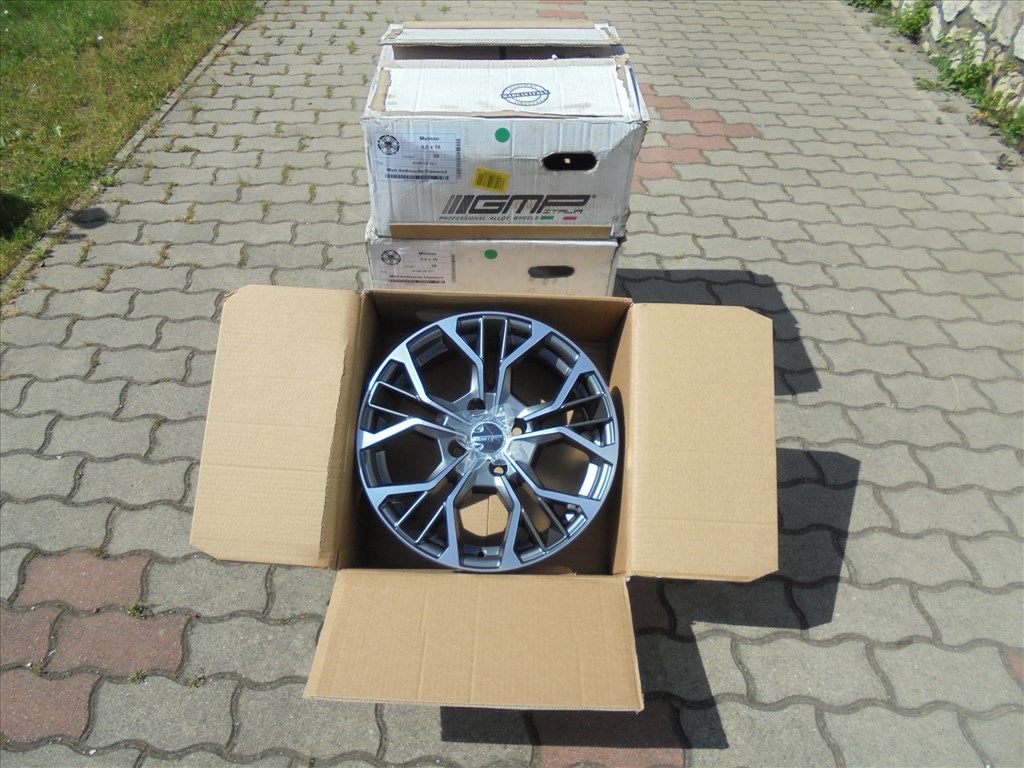 Vadi új GMP 16-os 4 x 108-as alufelni eladó 1. kép