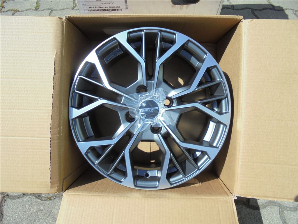 Vadi új GMP 16-os 4 x 108-as alufelni eladó 2. kép