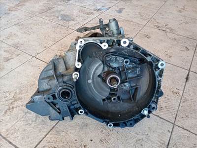 Alfa Romeo 159 Sportwagon 1.9 JTDM 8V - Váltó 