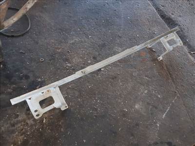 Suzuki Swift II 92-96 Első Lökhárító Merevítő