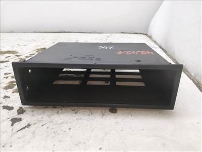 VW POLO CLASSIC (6KV2/ 6V5/ 9J2/ 9J4) 75 1.6 Első Tároló Rekesz #42427# 6X0857058A