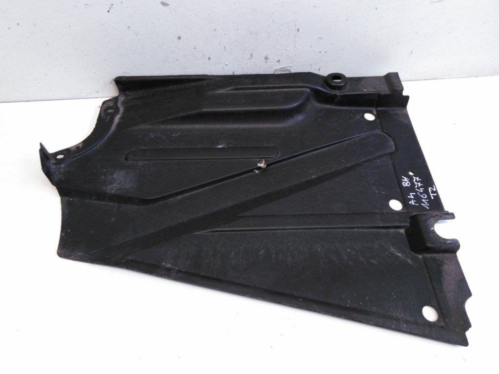 Audi A4 (8E B7) bal hátsó fenéklemeztálca 8E0825215AK 1. kép