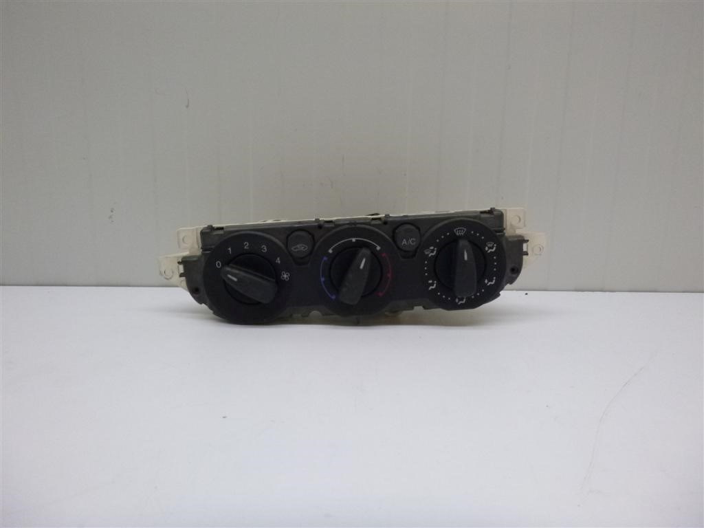 Ford Focus C-max  fûtéskapcsoló (fûtés kapcsoló) 3M5T19980AD 1. kép