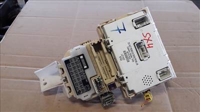 Suzuki SX4 Biztosítéktábla / Relé Tábla 36770-79J31