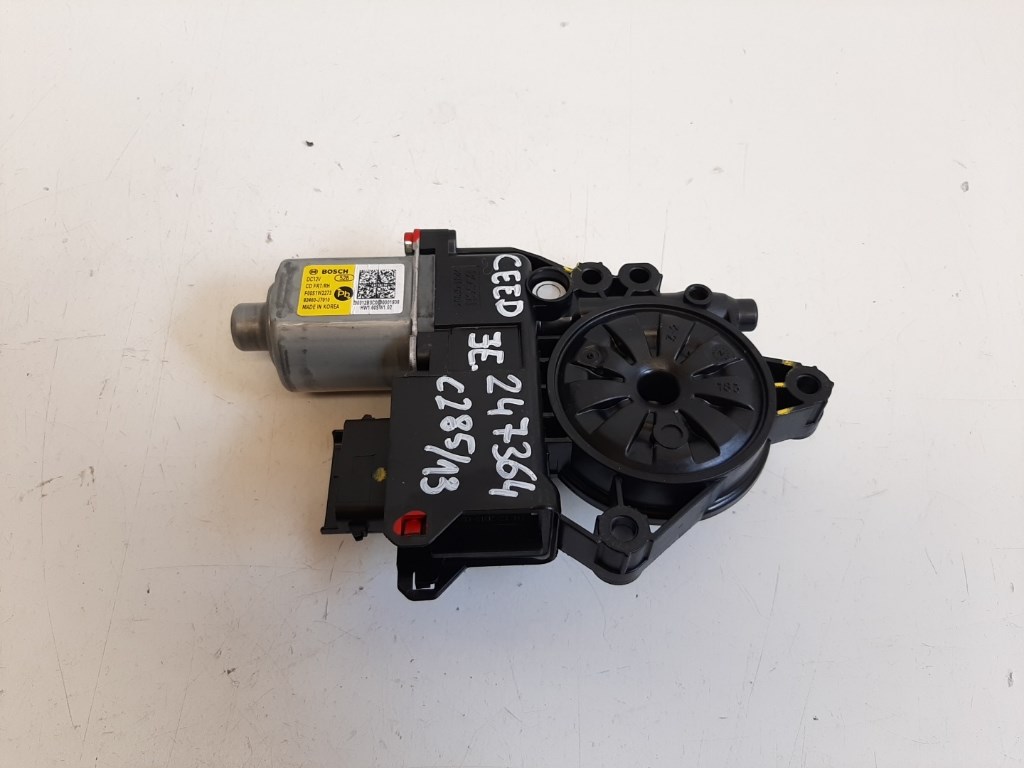 Kia Ceed (CD) jobb elsõ ablakemelõ motor 82460J7010 F00S1W2273 1. kép