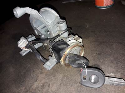 Mitsubishi L200 06-14 Gyújtáskapcsoló 381170-0004