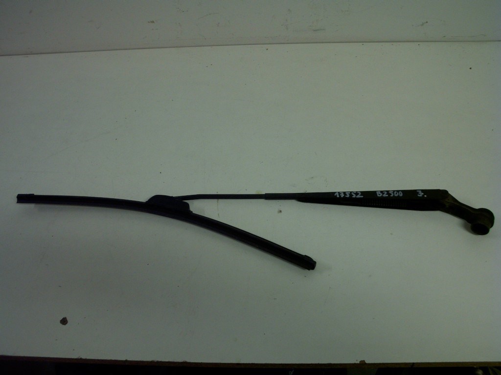 Mazda B 2500 jobb elsõ ablaktörlõ kar 1. kép