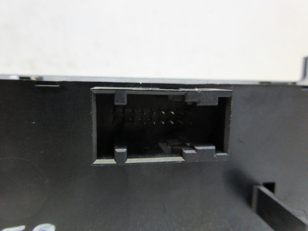 Mini cooper (R50/R53) ablakemelõ kapcsoló 61316917985 3. kép