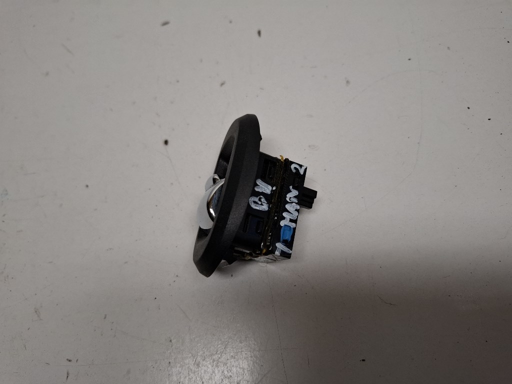 Mini Countryman (R60) bal hátsó ablakemelõ kapcsoló 9294884 2. kép