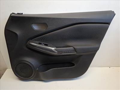 Nissan Juke (F16) jobb első ajtókárpit