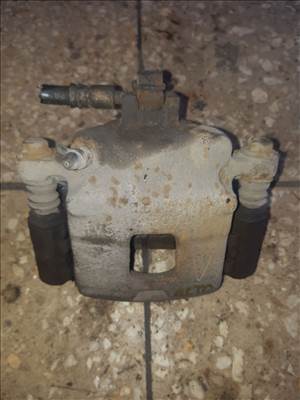 Suzuki Alto Jobb Első Féknyereg