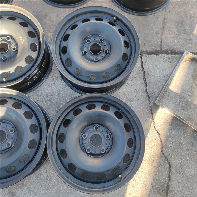 5x112 16 gyári lemezfelni audi,skoda,Volkswagen 30000ft a 4db/1/ 2. kép