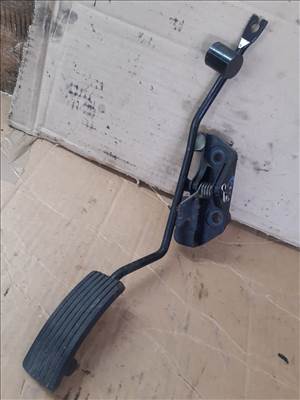 Hyundai i20 Gázpedál