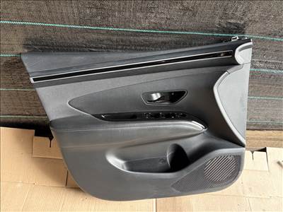 Hyundai Tucson (NX4) Bal első ajtókárpit 82305n7061nnb