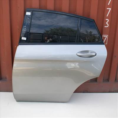 Mercedes-Benz GLC bal hátsó ajtó