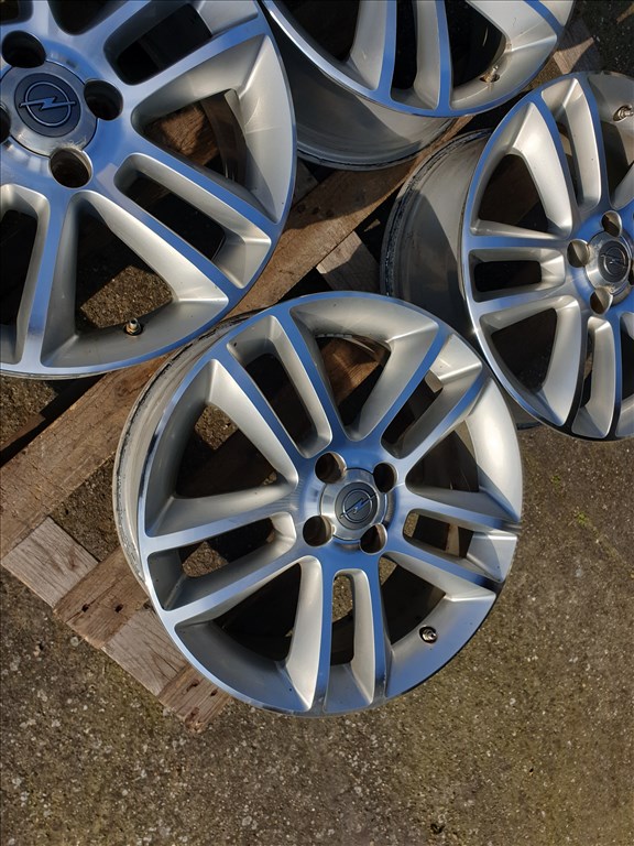 17" 4x100 Opel Corsa D 3. kép