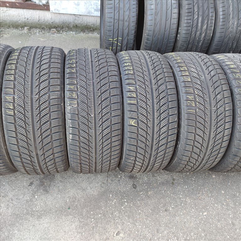225/40 R18 Goodride téli gumi 99500ft a 4db/21/ 5. kép
