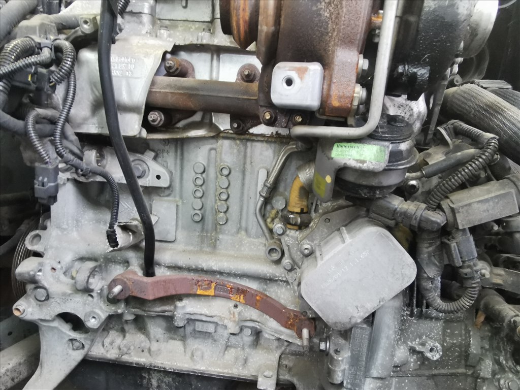 Peugeot 5008 I HDi 110 motor  psa9h06 3. kép