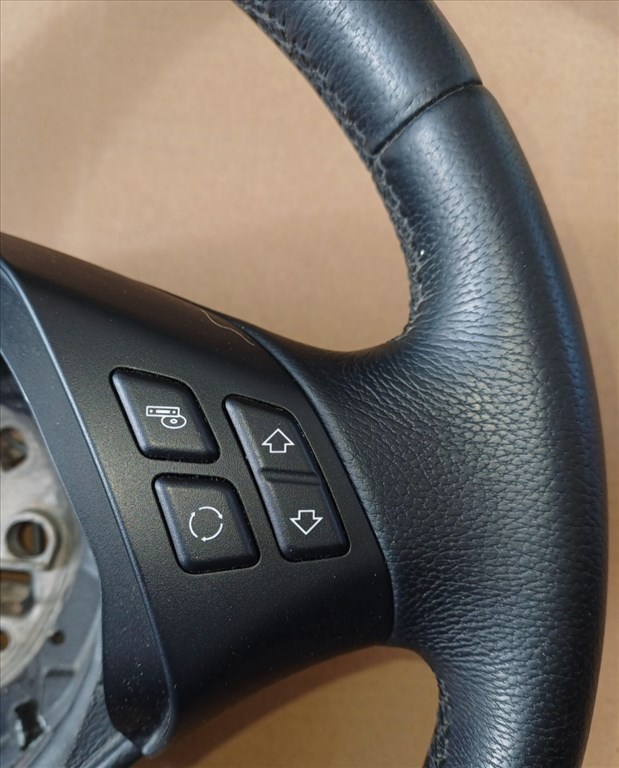 BMW 3-as sorozat E90, E91, E84, X1 multi kormánykerék, kormány 3. kép
