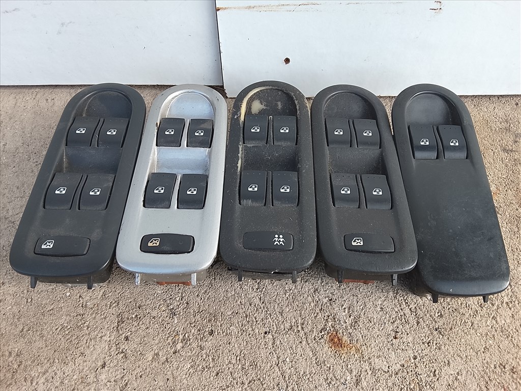 Renault Scénic II ablakemelő kapcsoló  1. kép