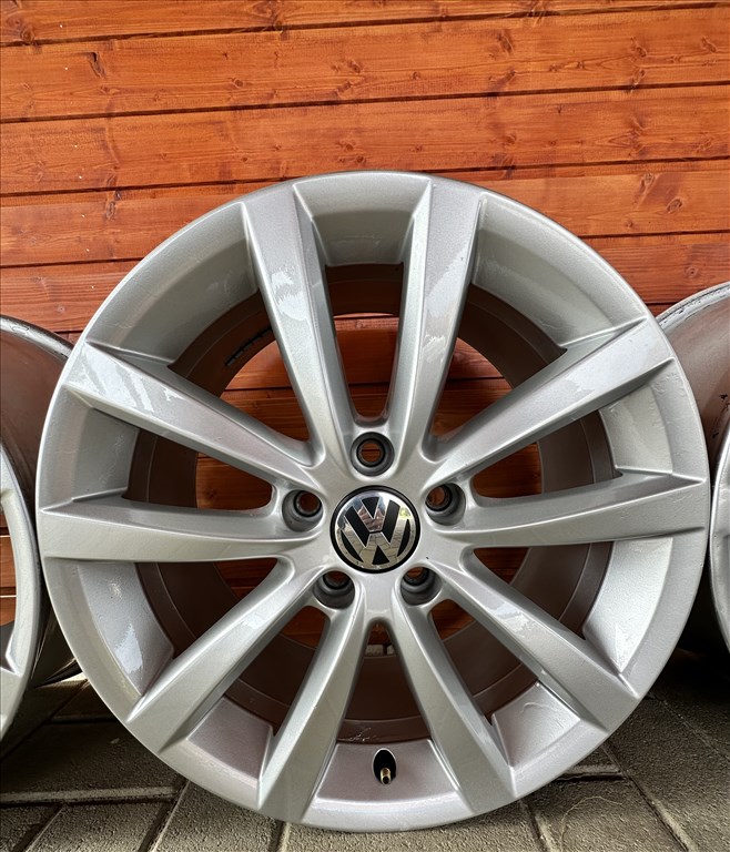  5x112 lyukosztású 7,5J 17" Volkswagen (gyári felni) alufelni 3. kép