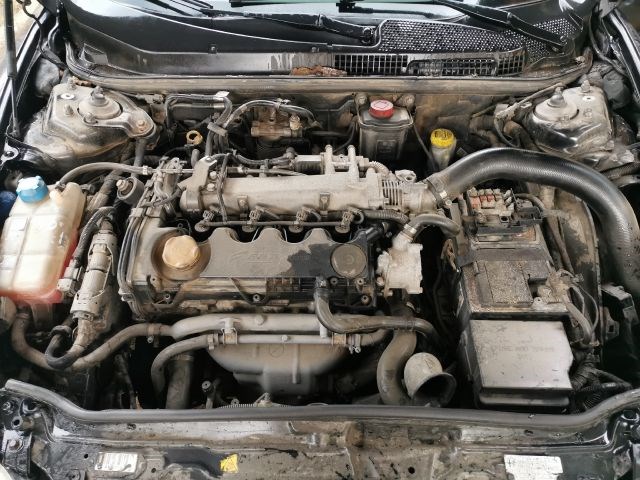 Alfa Romeo 147 1.9 JTD 8V fűzött blokk hengerfejjel  937a3000 1. kép