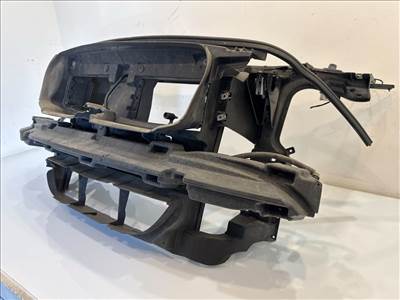 BMW X1 E84 Homlokfal zárhíd zárhit 51112990187 51112990205