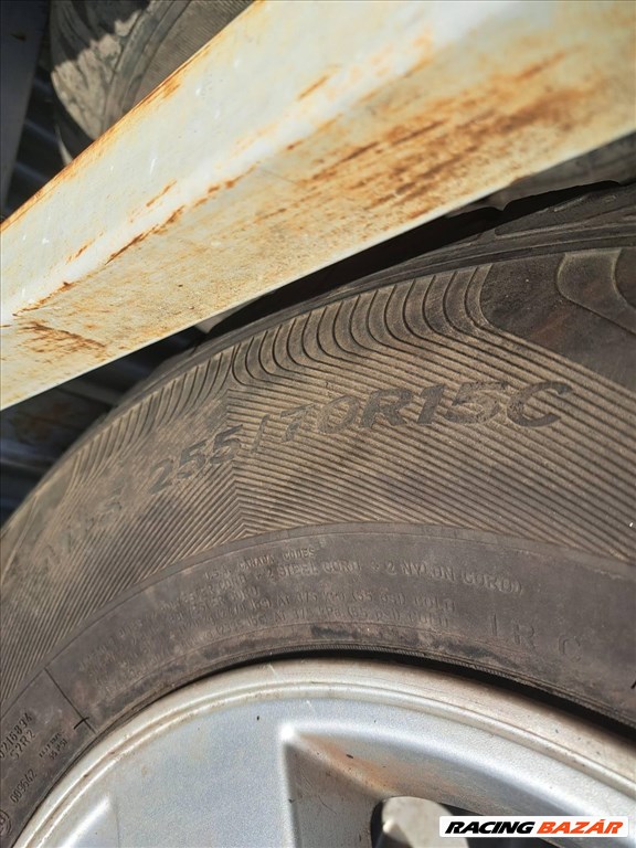  15" használt (gyári felni) alufelni, rajta 255/70 használt Goodyear nyári gumi gumi  2. kép